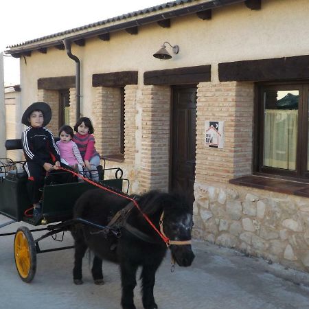 Casa Rural La Casa De Los Pollos Turrubuelo Экстерьер фото