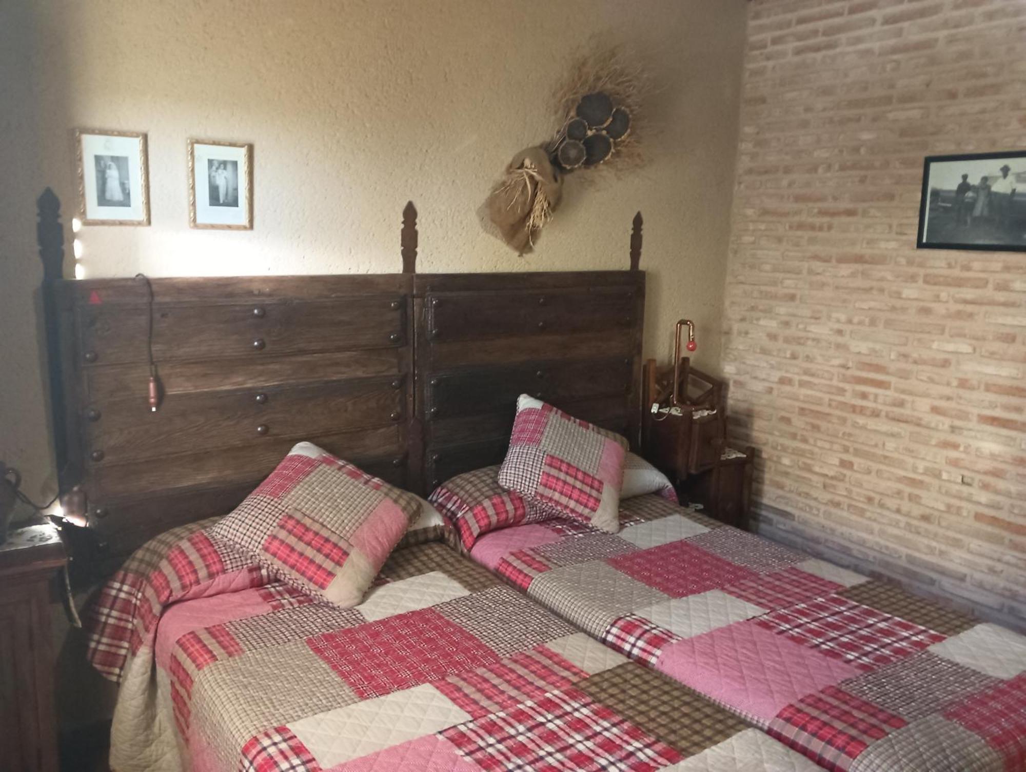 Casa Rural La Casa De Los Pollos Turrubuelo Экстерьер фото